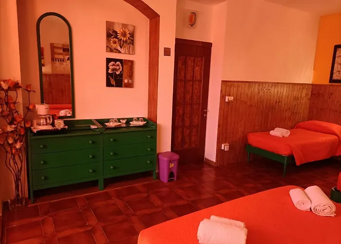 Pensjonat Mony's Island 3*