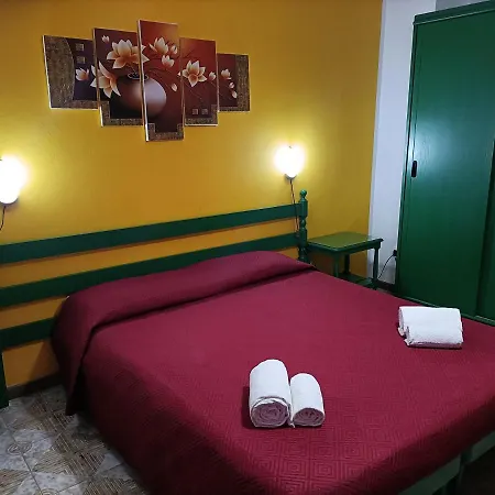 Mony's Island Guest house